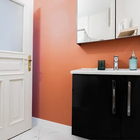 Cozy And Classy Flat Near Taksim Square In Beyoglu Lejlighed